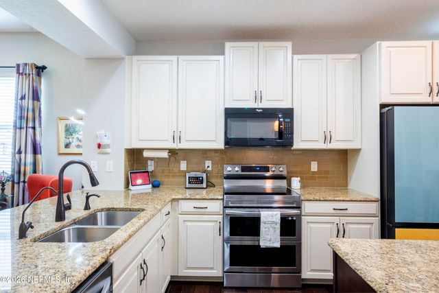 7002 AZALEA GROVE Drive, Jacksonville, FL 32258