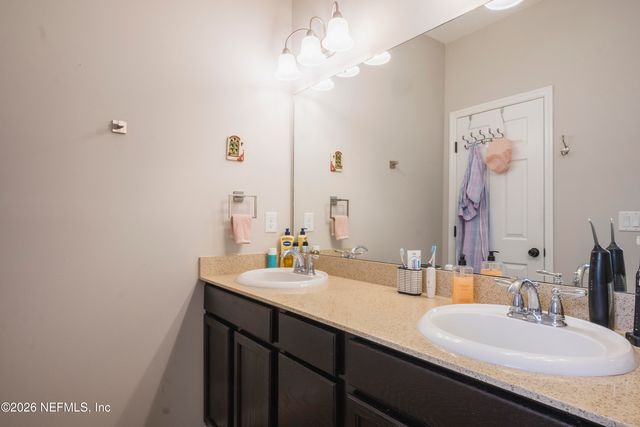 7002 AZALEA GROVE Drive, Jacksonville, FL 32258