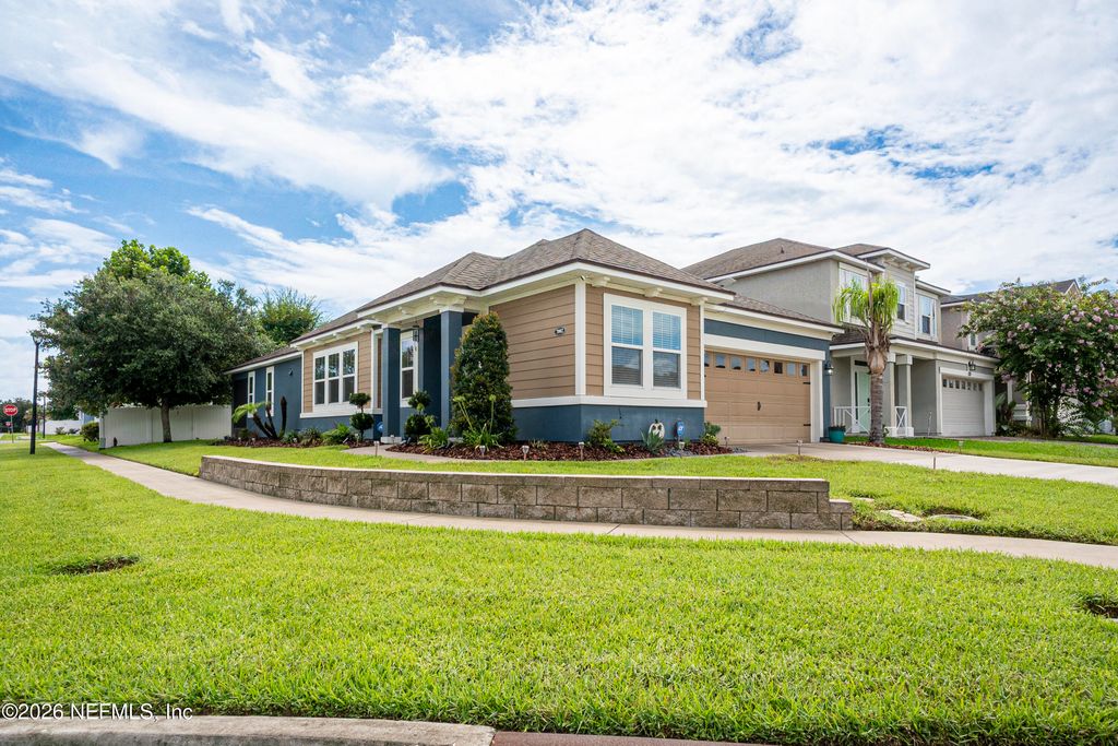 7002 AZALEA GROVE Drive, Jacksonville, FL 32258