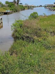 14484 Marlin Drive, Sargent, TX 77414