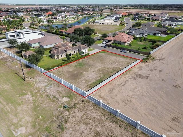 12817 N 41st Lane, Edinburg, TX 78541