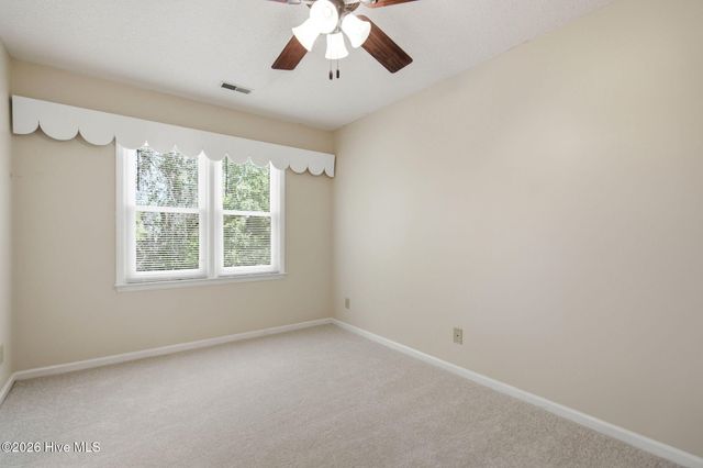 519 Green Meadows Drive N, Wilmington, NC 28405