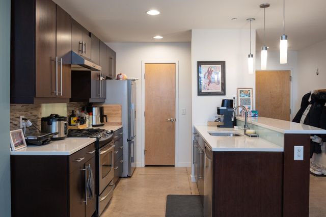 161 Saint Paul St Unit 1, Burlington, VT 05401