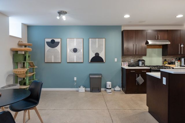 161 Saint Paul St Unit 1, Burlington, VT 05401