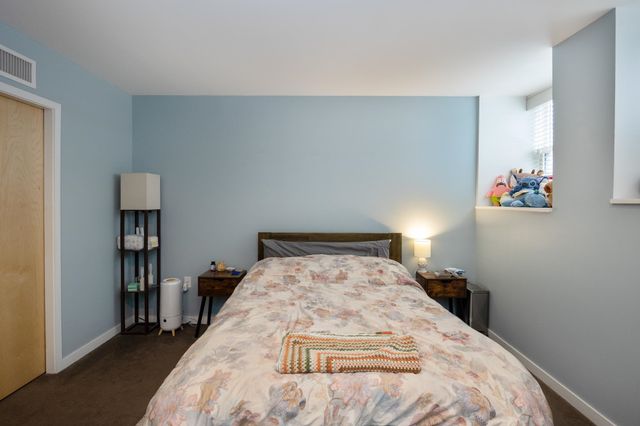 161 Saint Paul St Unit 1, Burlington, VT 05401