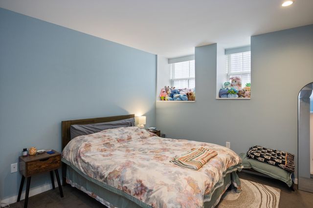 161 Saint Paul St Unit 1, Burlington, VT 05401