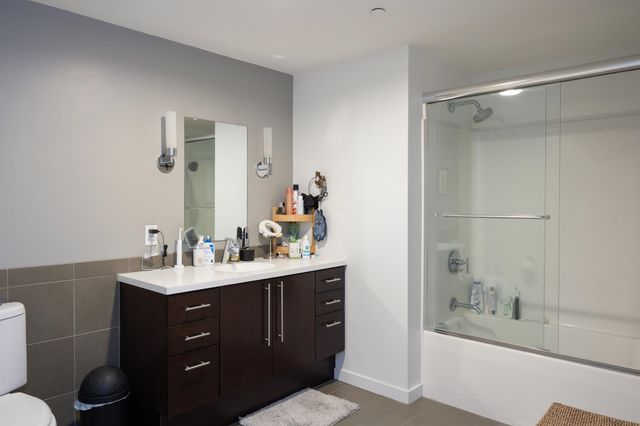 161 Saint Paul St Unit 1, Burlington, VT 05401