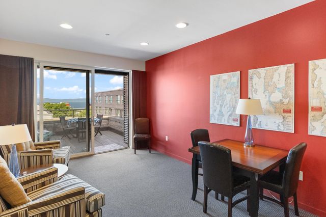 161 Saint Paul St Unit 1, Burlington, VT 05401