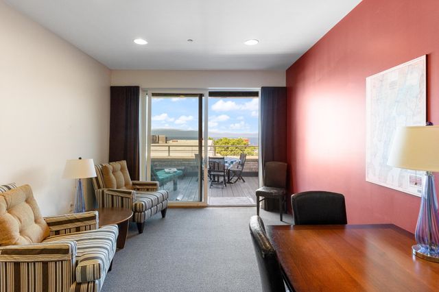 161 Saint Paul St Unit 1, Burlington, VT 05401
