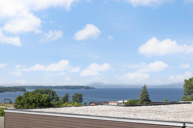 161 Saint Paul St Unit 1, Burlington, VT 05401