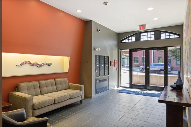 161 Saint Paul St Unit 1, Burlington, VT 05401