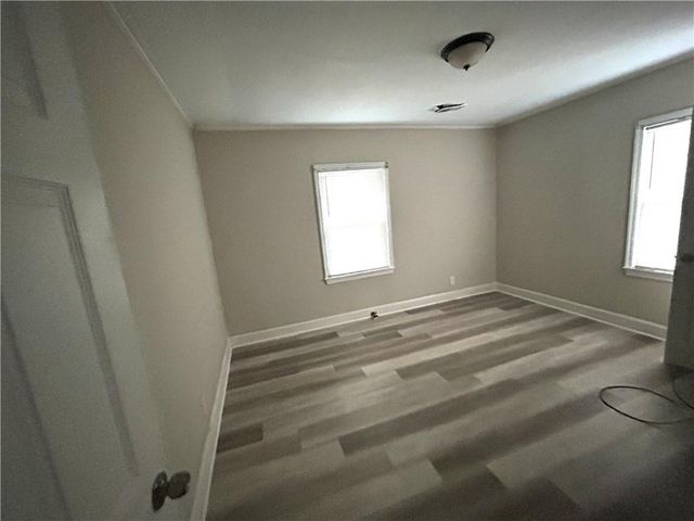 540 Hamilton E Holmes NW Drive, Atlanta, GA 30318