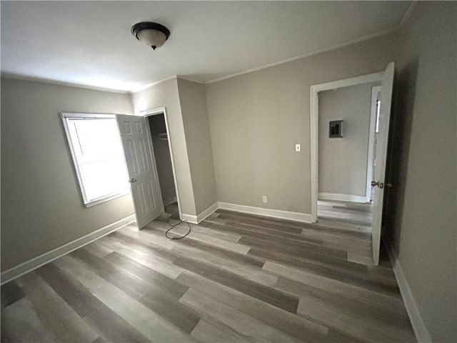 540 Hamilton E Holmes NW Drive, Atlanta, GA 30318