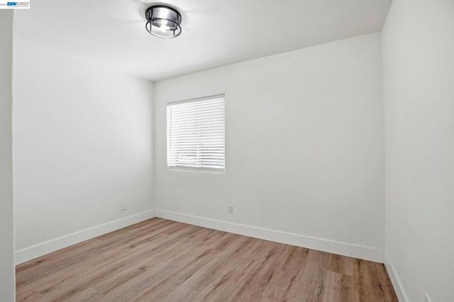 114 C St, Tracy, CA 95376