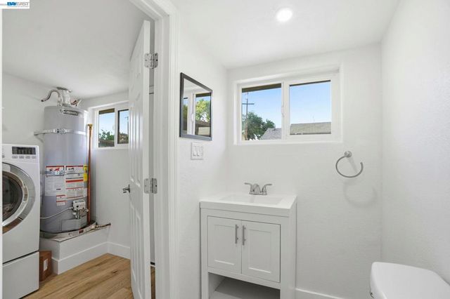 114 C St, Tracy, CA 95376