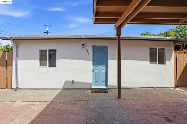 114 C St, Tracy, CA 95376