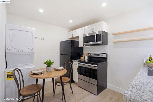 114 C St, Tracy, CA 95376