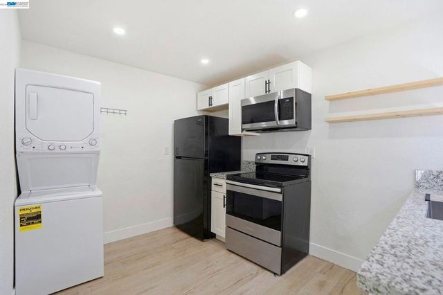 114 C St, Tracy, CA 95376