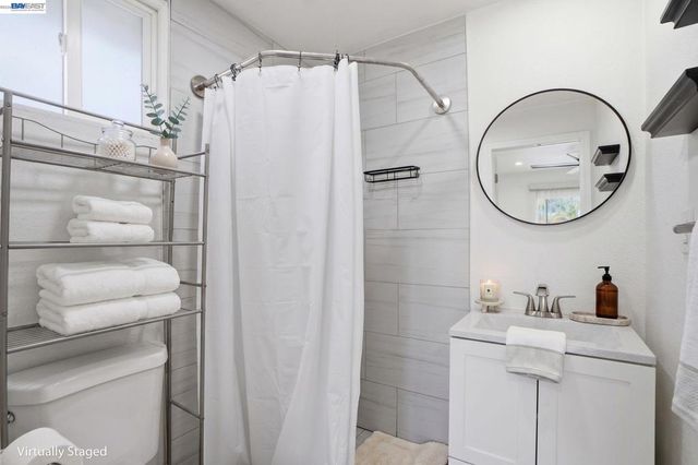 114 C St, Tracy, CA 95376