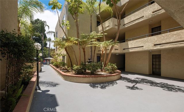 1237 E 6th Street 106, Long Beach, CA 90802