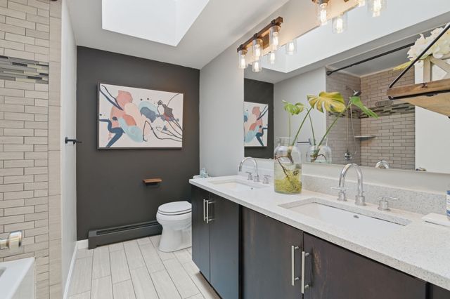 7 Oxyoke Dr, Methuen, MA 01844