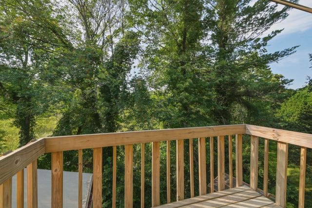 7 Oxyoke Dr, Methuen, MA 01844