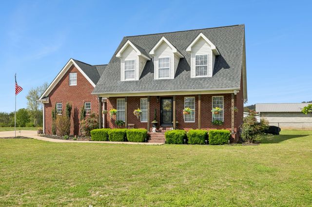6012 Worthington Rd, Columbia, TN 38401