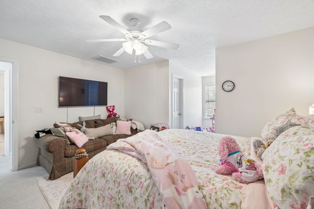 6012 Worthington Rd, Columbia, TN 38401