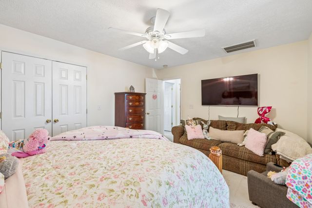 6012 Worthington Rd, Columbia, TN 38401