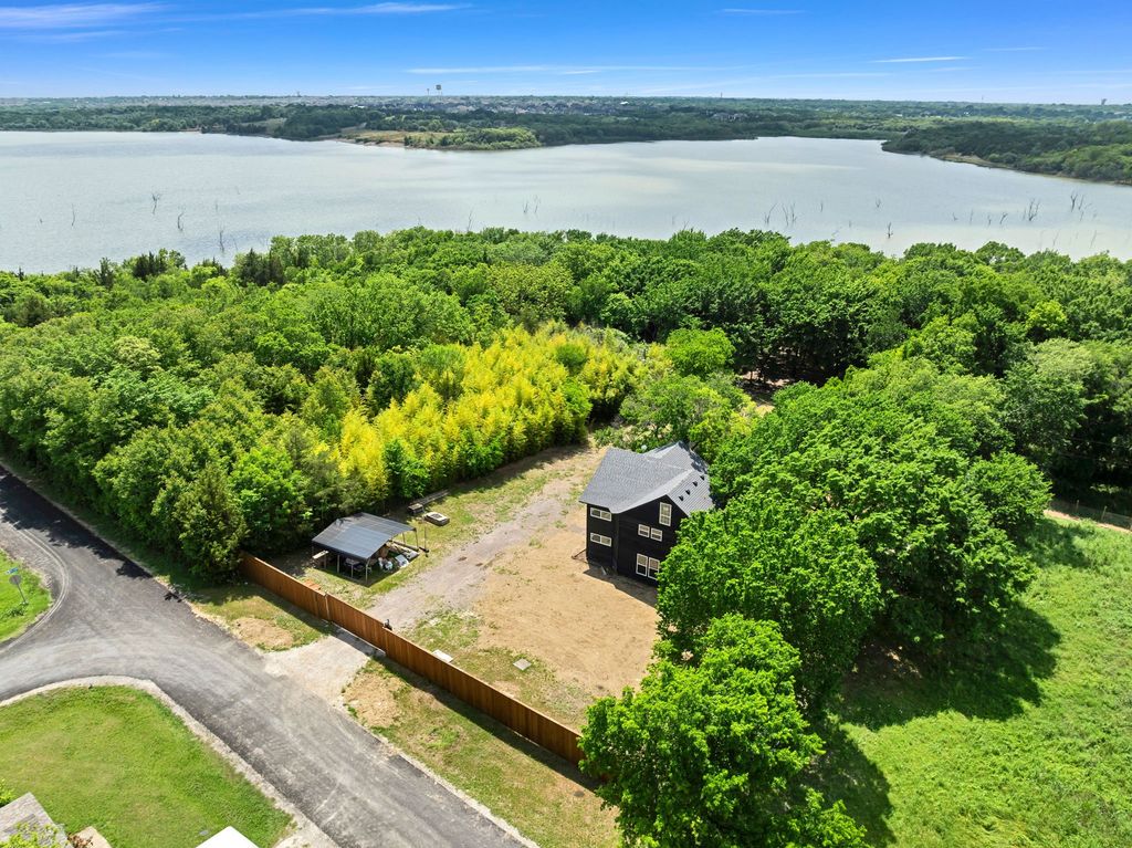 6868 County Road 889, Allen, TX 75002