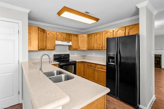 506 Westpark Circle, Winston-salem, NC 27103