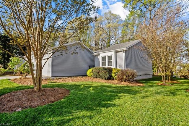 506 Westpark Circle, Winston-salem, NC 27103