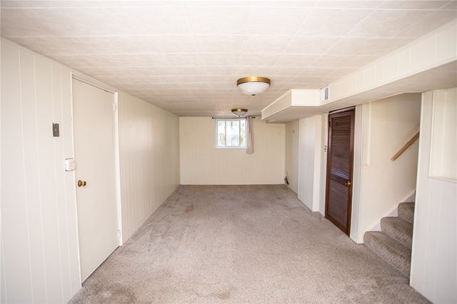 1805 W Loucks Ext, Scottdale, PA 15683