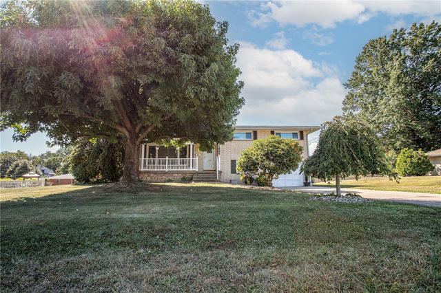 1805 W Loucks Ext, Scottdale, PA 15683