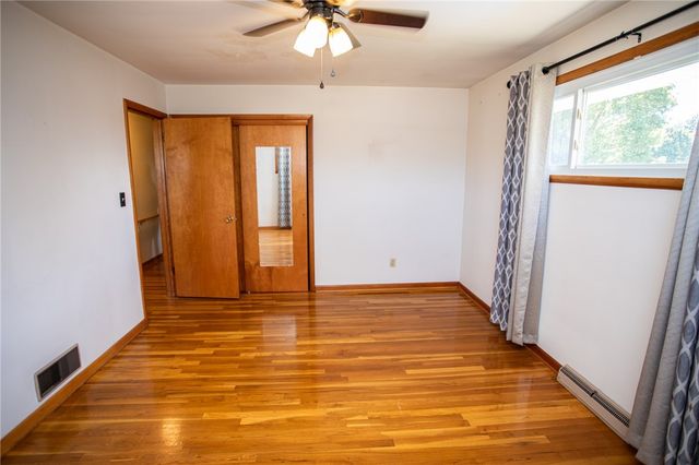 1805 W Loucks Ext, Scottdale, PA 15683