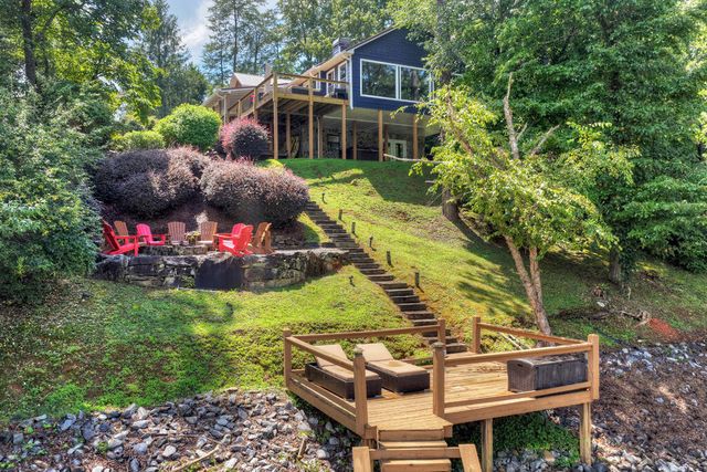 209 Marina Drive, Blue Ridge, GA 30513