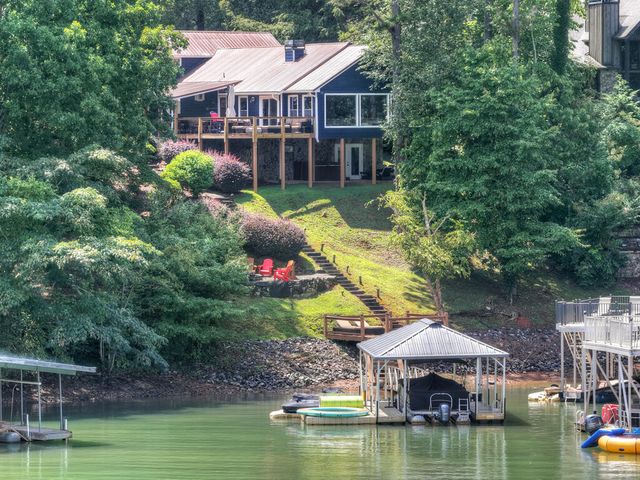 209 Marina Drive, Blue Ridge, GA 30513