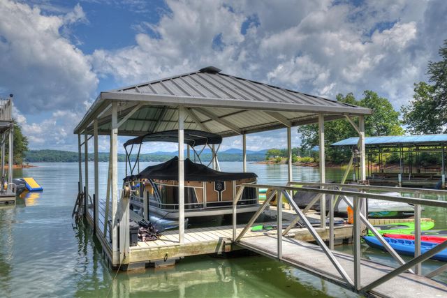 209 Marina Drive, Blue Ridge, GA 30513