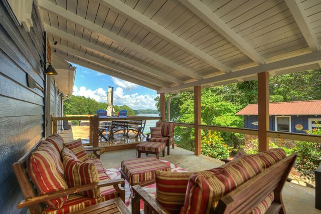 209 Marina Drive, Blue Ridge, GA 30513