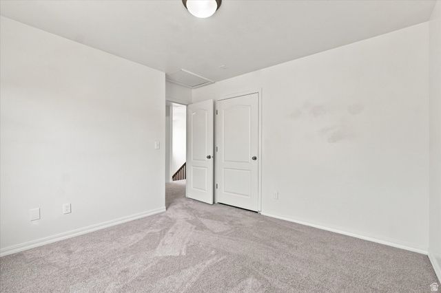 8286 S RUSTIC OAK CT, West Jordan, UT 84081