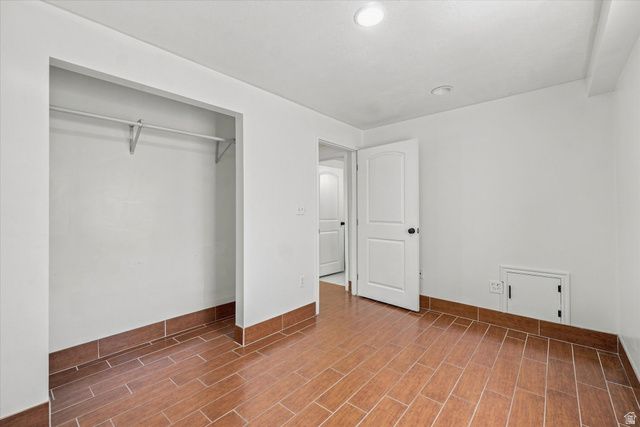 8286 S RUSTIC OAK CT, West Jordan, UT 84081