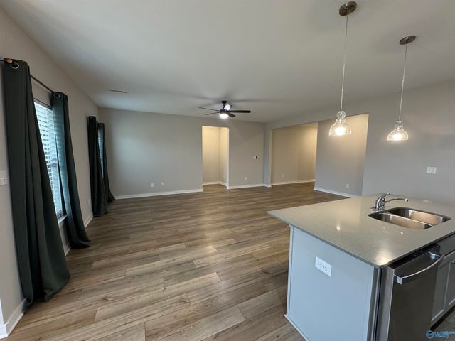 131 Flintlock Way, New Market, AL 35761