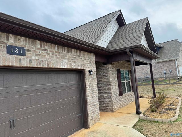 131 Flintlock Way, New Market, AL 35761