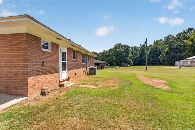 242 Sherwood Drive, Belton, SC 29627
