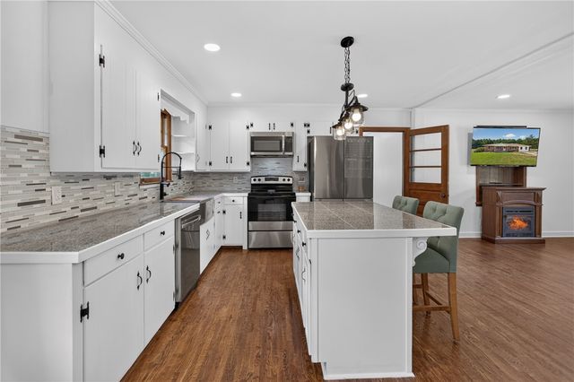 242 Sherwood Drive, Belton, SC 29627