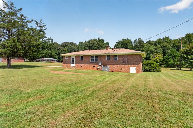 242 Sherwood Drive, Belton, SC 29627