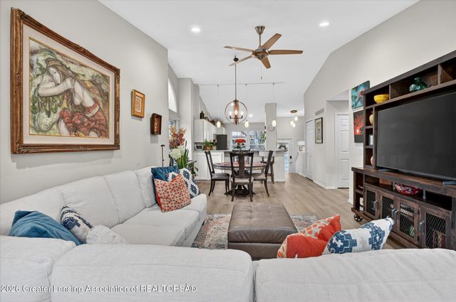 6528 Brook Trail 21, Lansing, MI 48917