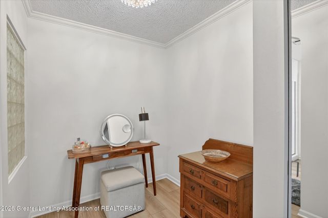 6528 Brook Trail 21, Lansing, MI 48917