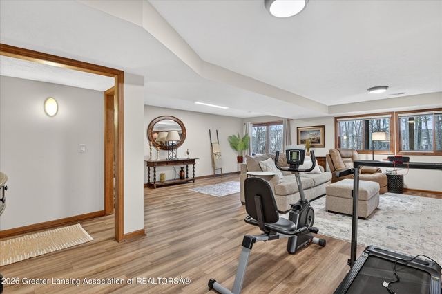 6528 Brook Trail 21, Lansing, MI 48917