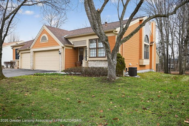 6528 Brook Trail 21, Lansing, MI 48917